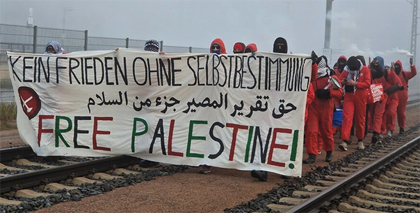 Blockade im Hamburger Hafen gegen Waffenlieferungen an Israel